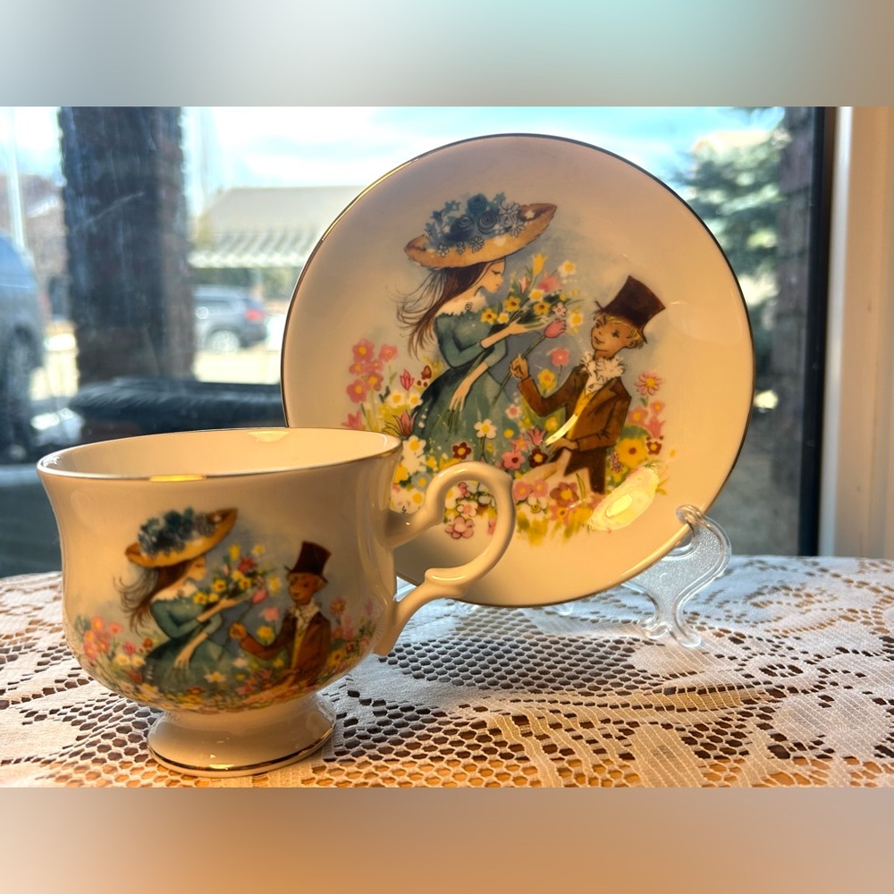 🌼Vintage Crown Staffordshire Fine Bone China Teacup & Saucer Foster MCM 60’s
